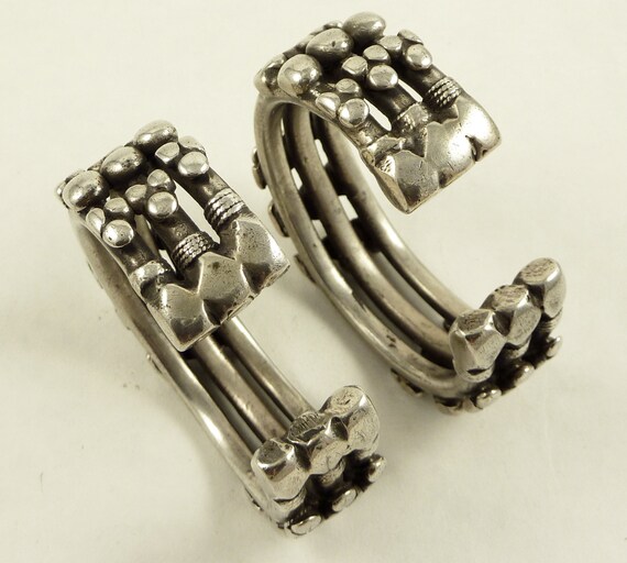 Matching pait of old Nubian bracelets silver from