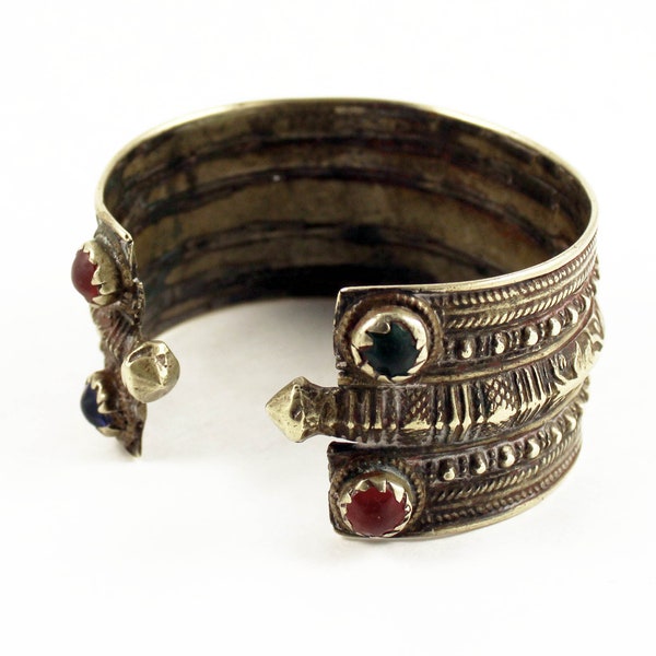 Vintage bronze bangle from Afghanistan, kuchi jewelry, pashtun bracelet , ethnic and tribal indian silver, old ethnic cuff
