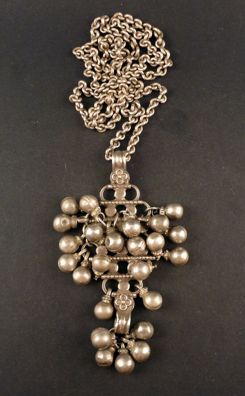 Rajasthan Silver Old Necklace Indian Jewelry From India Ethnic Tribal Jewellery - Old Indian Silver Pendants Rajasthan Silver Old Necklace Indian Jewelry From India Ethnic Tribal Jewellery - Old Indian Silver Pendants