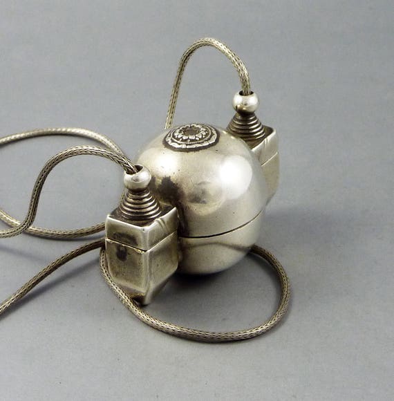 Antique silver Lingam casket box container pendant