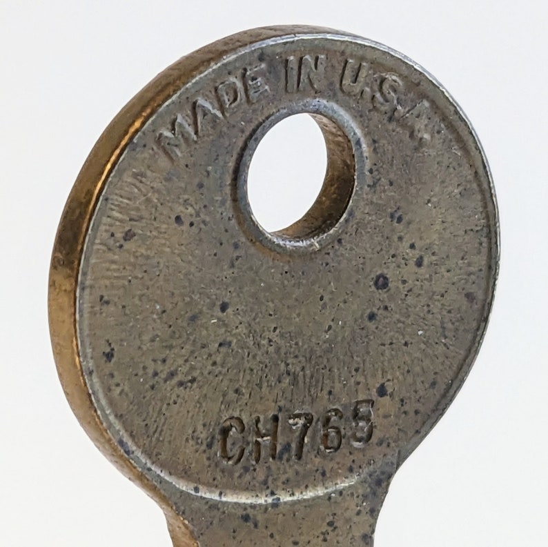 Vintage Security Key Security Hardware Mfg. Co. Inc. Pin Etsy