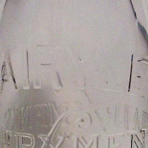 Vintage Dairylea Dairy Men&#39;s League Co-Operative Association Inc Half Pint Milk Bottle