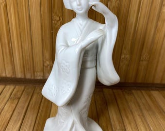 Vintage White Porcelain Japanese Geisha Figurine - 1980's