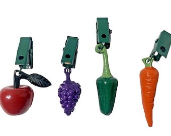 Vintage 4 Fruit Veggie Apple Grapes Pepper Carrot Table Cloth Weights - 1980&#39;s