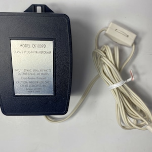 Cir-Kit Dockhus 12V Transformator K1009D och Inledningskabel med Strömbrytare CK1008-1