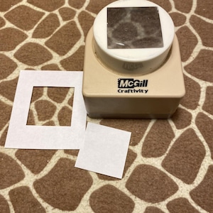 McGill Craftivity Super Giant Paper Punch quadrato