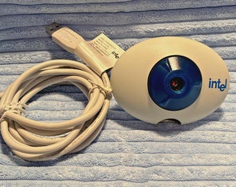 Ordenador digital USB Intel modelo CS110 de época - principios de la década de 2000