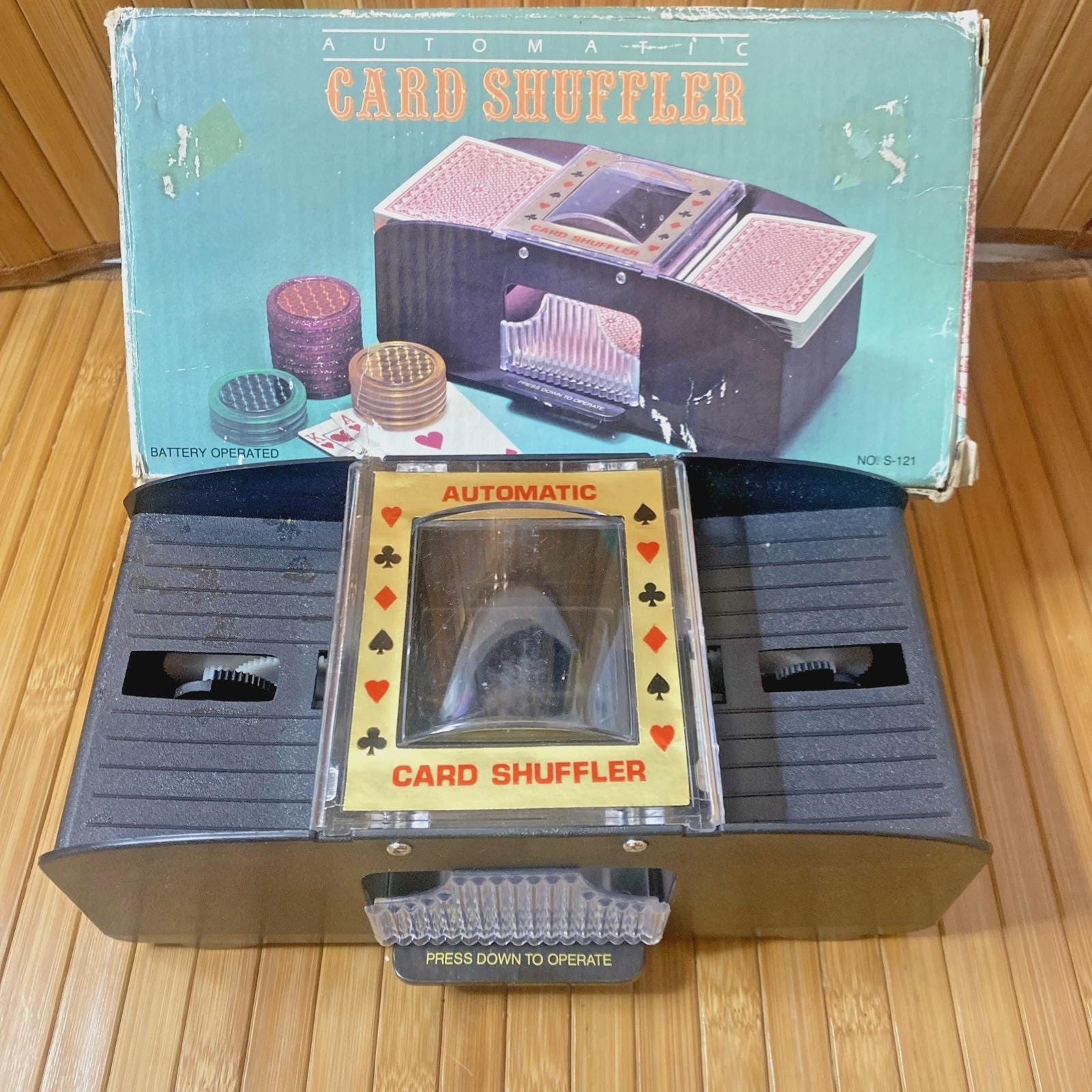 mtg idw cards Automatic Card Shuffler  Battery Operated  Shuffles up to 6 Decks  Fast, Easy & Ideal for TCG/CCG