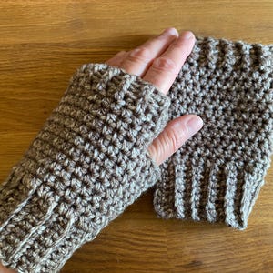 Hand Crochet Fingerless Gloves / Fingerless Mittens / Wrist Warmers - Brown