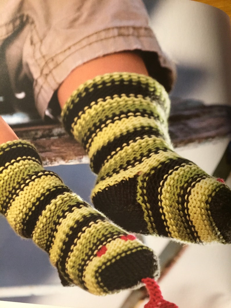 Knitting Book Cute Knits for Baby Feet 30 simple projects from newborn to 4 years