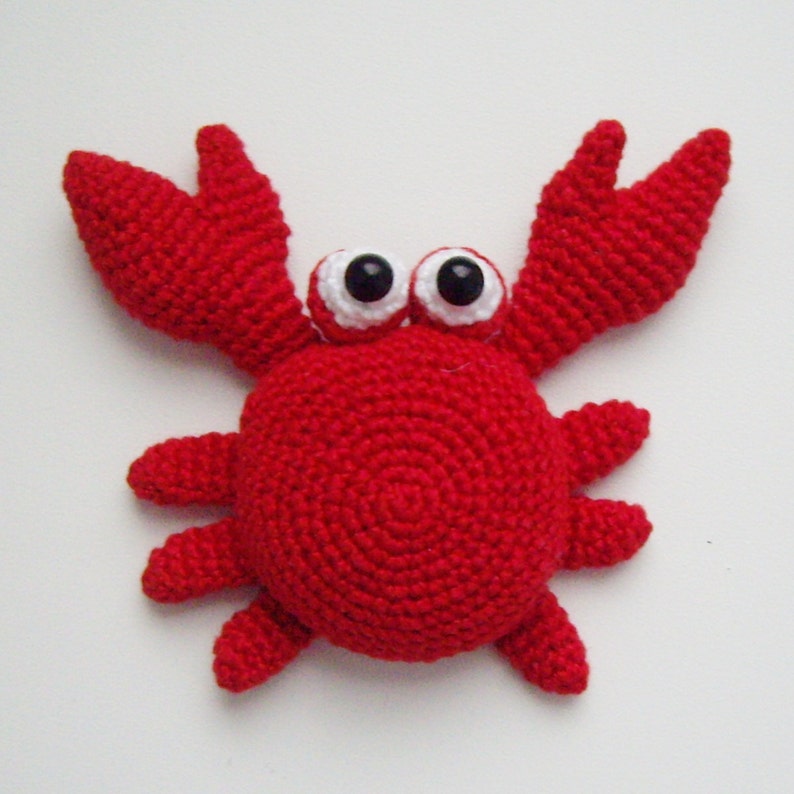 вязание крючком игрушки. крабик крючком. крабик крючком. вязаный краб. краб игрушка связанная.