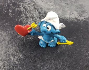 1981 Cupid Smurf with Bow and Heart by Peyo Collectible Figure