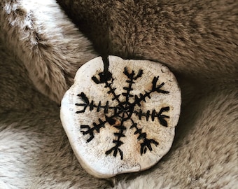 Driftwood Aegishjalmur amulet | Aegishjalmr |The Helm of Awe and Terror | viking | norse mythology |