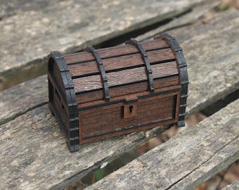 Proyecto de cofre del tesoro cortado con láser de madera