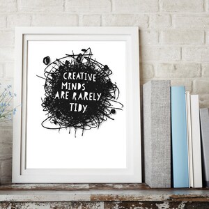 CREATIVE MINDS ウォール アート、デジタル ダウンロード、A4 ポスター/ギフト、散らかった家の毎日の言い訳!