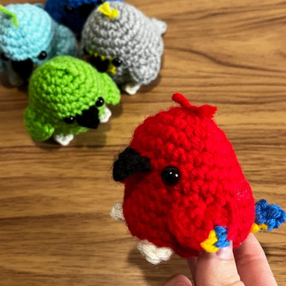 Minecraft Parrot Inspired Plush - Homemade Crochet Plushie MCYT Plush Doll Gift Dream SMP Small Plushy Kawaii Bird Keychain MC movie