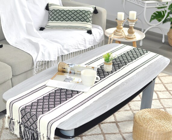 Buffet table runner discount