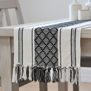 Dining Table Runner Olive Green & Cream White Cotton Woven Coffee Table Runner Washable Farmhouse Boho Dresser Scarf Console Table Cover Black