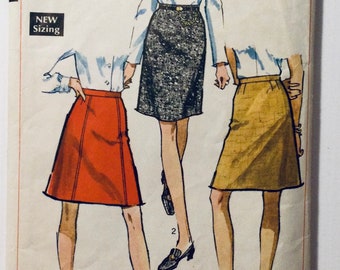 Simplicity 7995 Vintage 1969 Sewing Pattern Misses' Skirts to fit 31 inch waist used complete