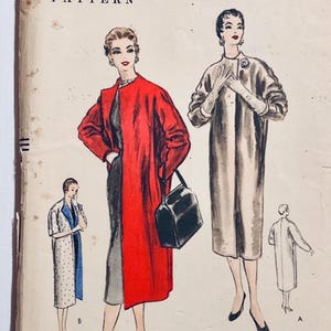 Vogue 8373 Vintage 1954 Sömnadsmönster Mycket enkelt att göra Fodrad kappa för byst 34, höfter 37 cm, fabriksvikt
