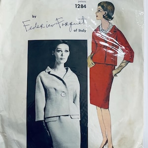 May include: Vintage sewing pattern for a skirt and jacket suit by Federico Forquet of Italy. The pattern number is 1284.