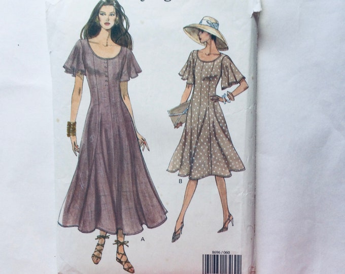 Vogue 8696 Sewing Pattern Very Easy Loosefitting Dress Sizes 6 8 and