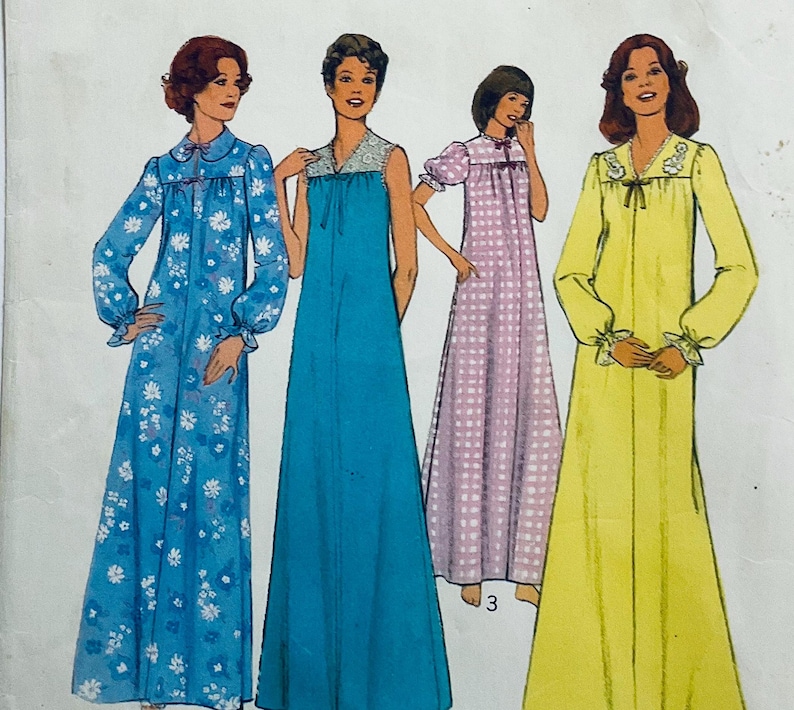 Style 1220 Vintage 1975 Sewing Pattern Misses' Nightdresses in Two ...