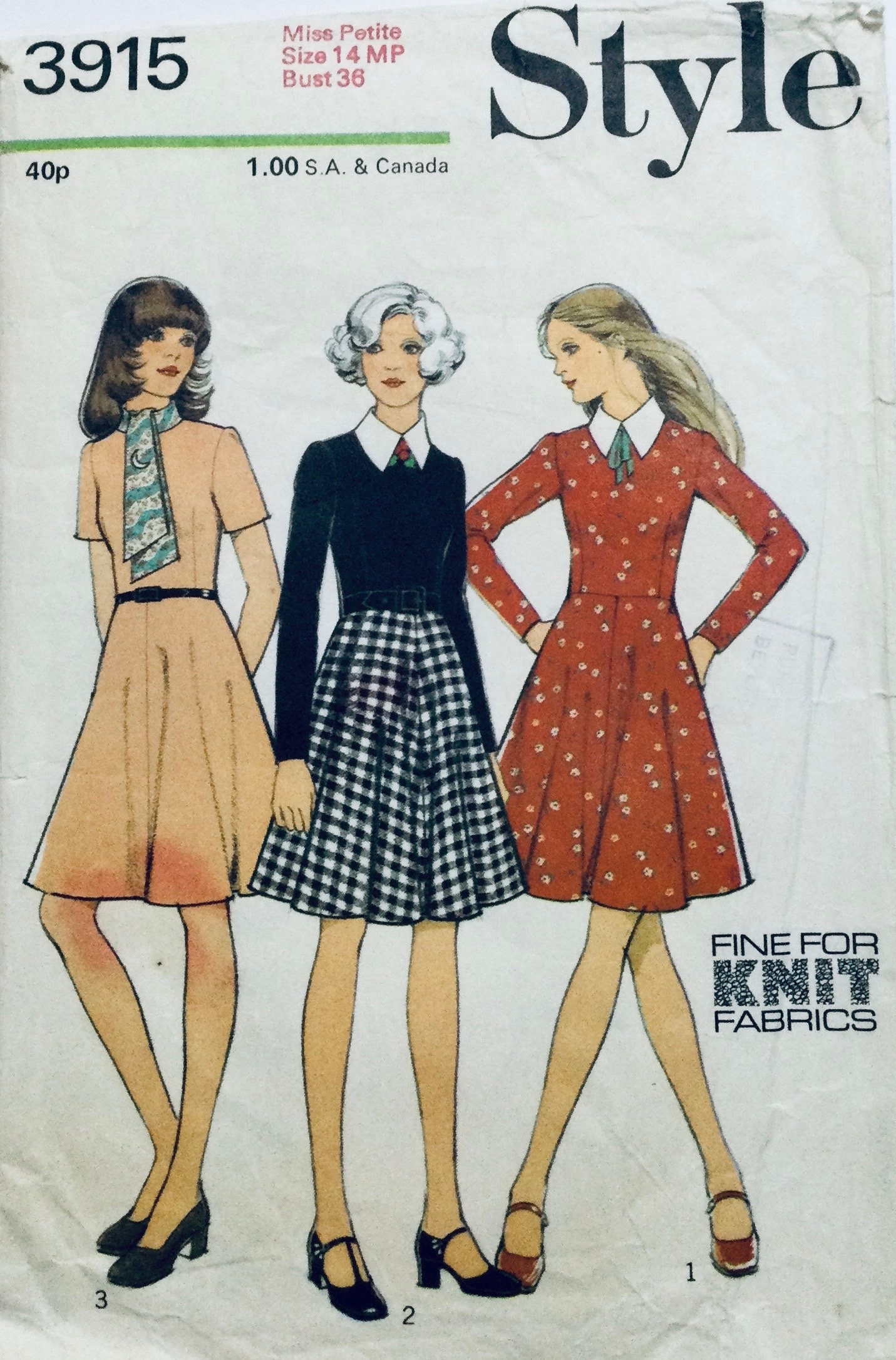 Style 3915 Vintage 1972 Sewing Pattern Dress With Detachable