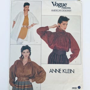 Vogue 2938 Vintage 1982 Sewing Pattern Misses' Blouse by Anne Klein 16-18 factory folded