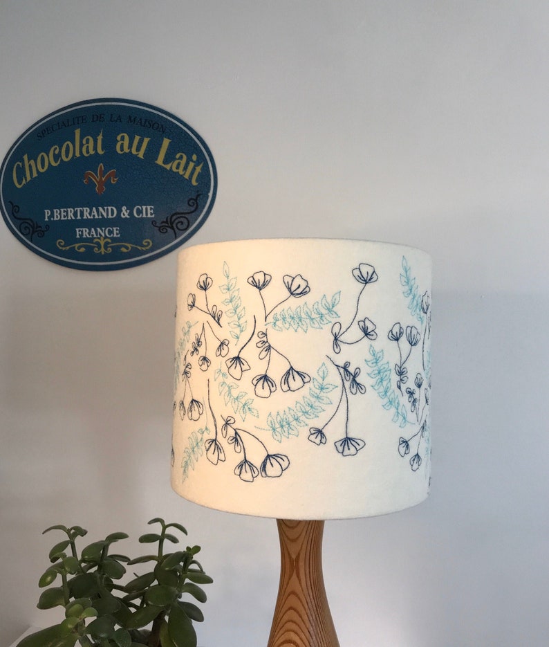 Embroidered flowers Lampshade image 1