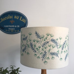 Embroidered flowers Lampshade image 8