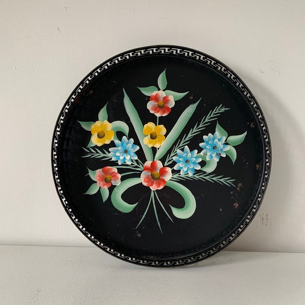 Vintage black floral round toleware tray / art deco punched metal tole serving tray /  grand millenial kitchen decor table styling