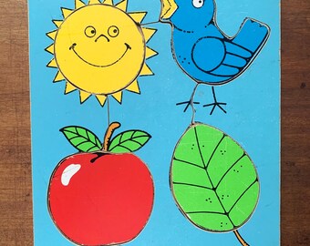 Vintage 1970s Playskool wood puzzle / colors I see 180-03 / colorful childrens learning puzzle