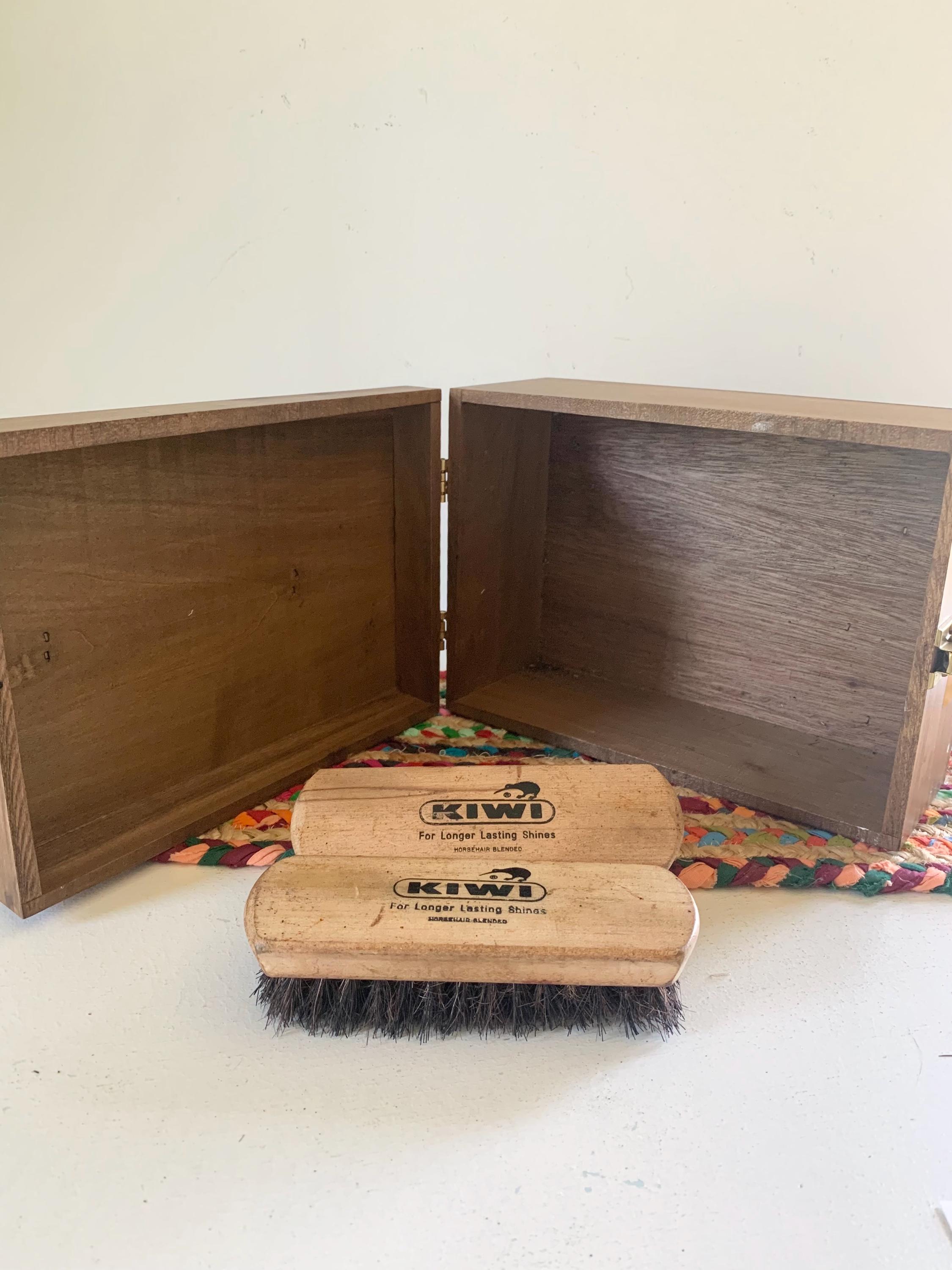 Vintage Kiwi Shoe Groomer Wooden Shoe Shine Box With Cleaning