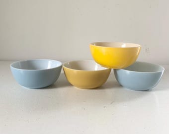 Vintage yellow and blue platonite milk glass small bowls, set of 4
