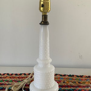 Vintage hobnail milk glass lamp /white bedside bedroom light / lighting retro cottage chic feminine decor image 2