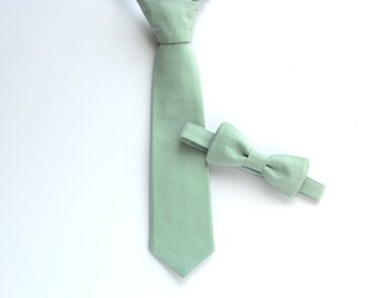 Mens sage green necktie for outdoor garden wedding, green ring bearer bow tie, sage and cranberry wedding theme