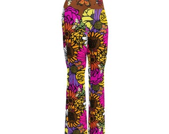 Big Happy Blooms Flare Leggings