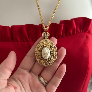 OVAL LOCKET, Geschenk für Mutter, Goldmedaillon, Gedenkmedaillon, Medaillonhalskette, Fotoschmuck, Goldkettenhalskette, Goldschmuck