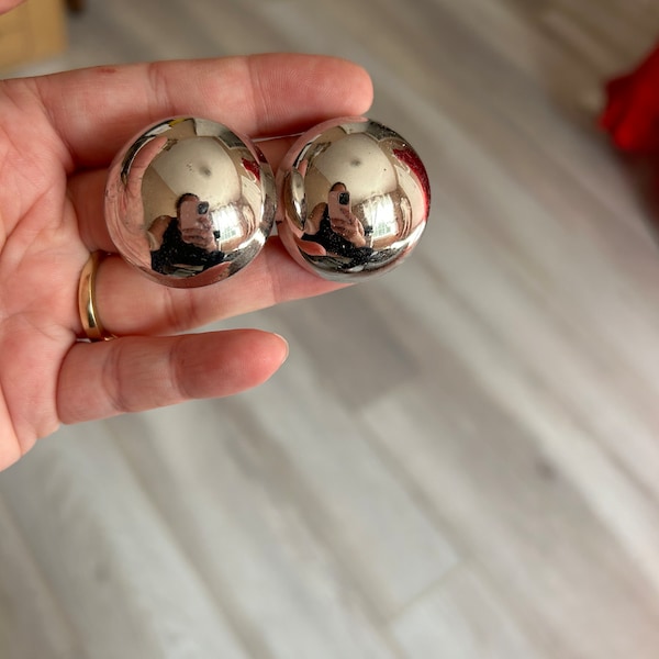 CORO clip on EARRINGS, silver dome 1960 earrings, gift for her, clip on vintage earrings, gift for her, silver clip ons earrings