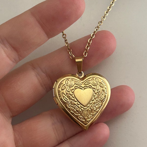 Heart locket, gift for mom, gold locket, memorial locket, locket necklace, photo jewelry, gold chain necklace, heart jewelry