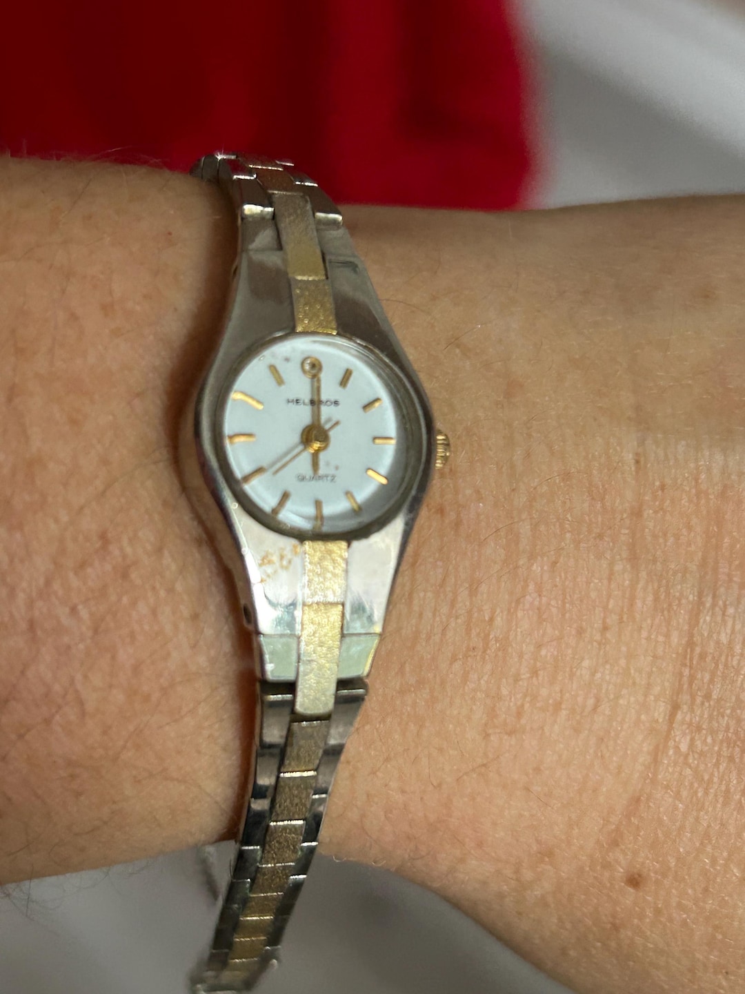 Vintage Helbros Ladies Watch: Silver Band, Stainless Steel Back