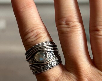 Blauwe LABRADORIET-edelsteenring-statement ringmaat 8-zilveren bandring-cadeau voor haar-designer modering