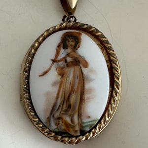 OVAL LOCKET, Geschenk für Mutter, Goldmedaillon, Gedenkmedaillon, Medaillonhalskette, Fotoschmuck, Goldkettenhalskette, Goldschmuck