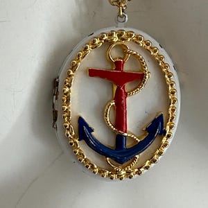 OVAL LOCKET, Geschenk für Mutter, Goldmedaillon, Gedenkmedaillon, Medaillonhalskette, Fotoschmuck, Goldkettenhalskette, Goldschmuck