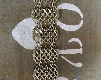 Filigree bracelet-woman gold charm bracelet-vintage gold chain jewelry bracelet-gift for her Christmas stocking stuffers