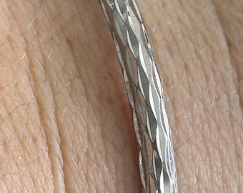 Sterlingzilveren gegraveerde armband uit de jaren 70, vintage bloemdessin