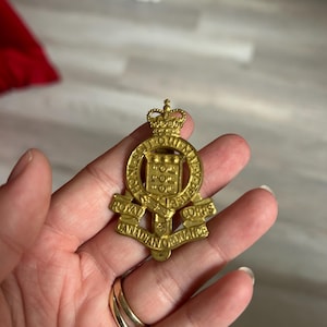 Vintage militaire hoedenpin, vaderdagcadeau, pet-badge, reversspeld Royal Canadian Ordnance Corps, militaire verzamelobjecten, cadeau voor hem