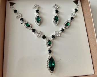 Emerald Choker Necklace, Silver Plated, Adjustable Bridal Jewelry
