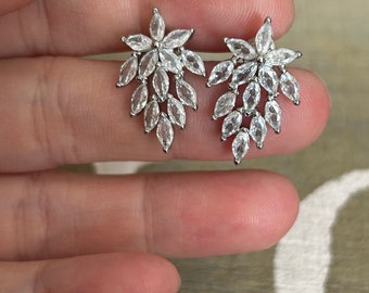 VINTAGE 1920 leaf earrings, baguette crystal earrings, art deco earrings, diamond drop earrings, crystal stud earrings